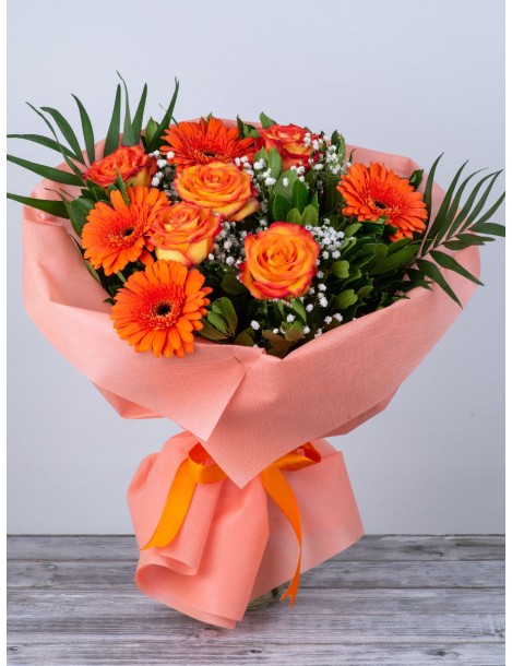Orange Roses & Gerbera bouquet